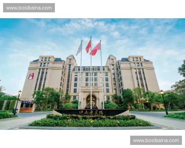 构建全民参与多元融合创新驱动的现代体育服务生态新格局发展体系